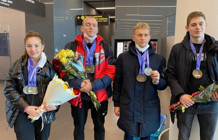     Саратовские спортсмены вернулись с чемпионата мира 