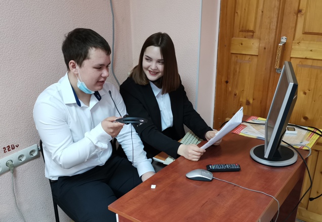 Праздничная радиогазета и минута памяти в День космонавтики 