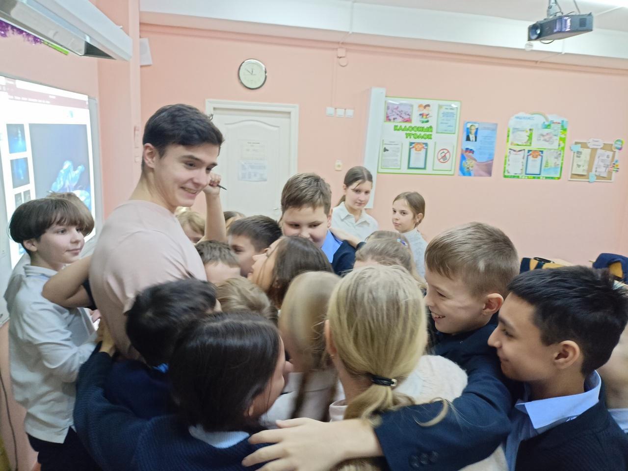 Наш новый друг - цирковой артист 