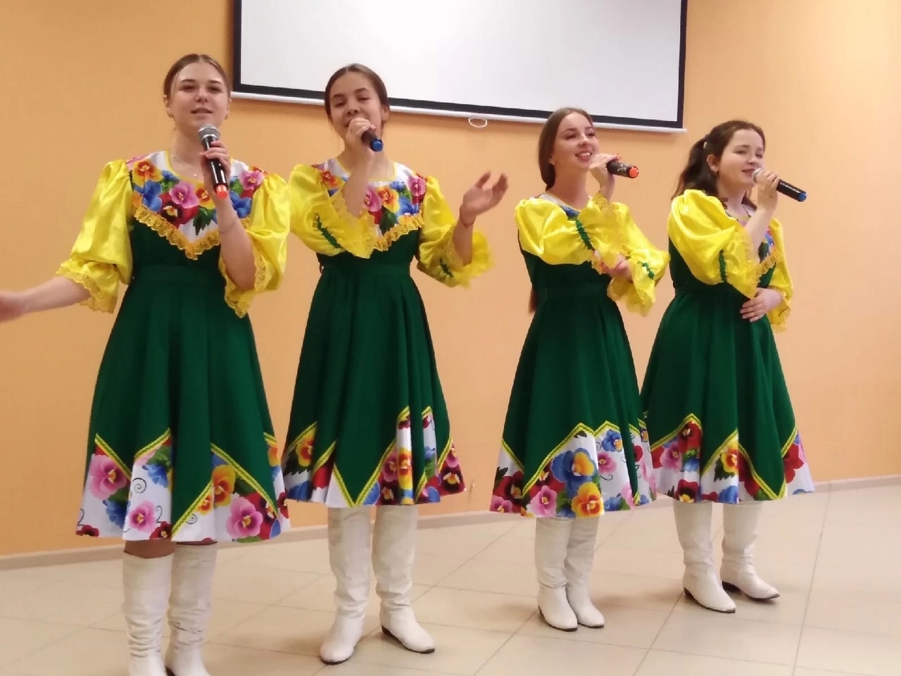 Концертная программа для укрепления боевого духа госпитализированных воинов