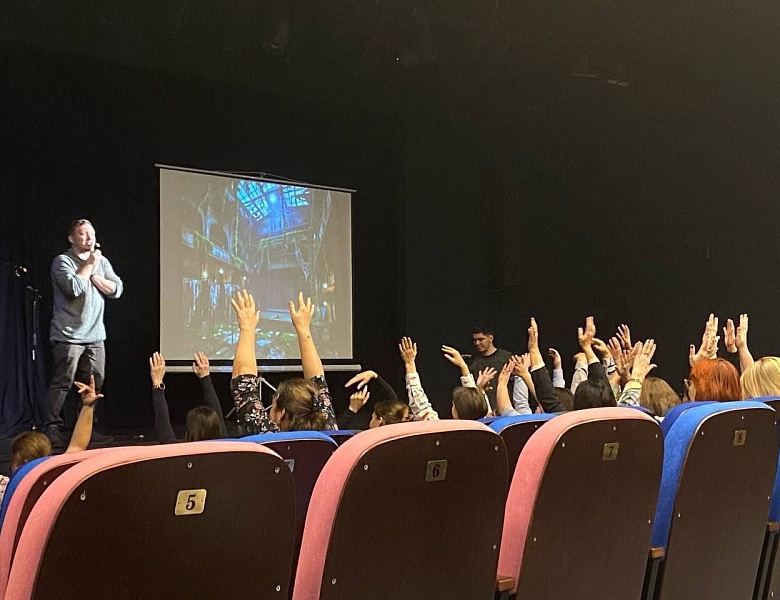 ТЕАТР КАК ДИАЛОГ СЕМЬИ И ИСКУССТВ