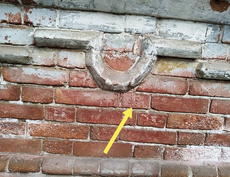 В ПОИСКАХ КУЛЬТУРНЫХ АРТЕФАКТОВ 