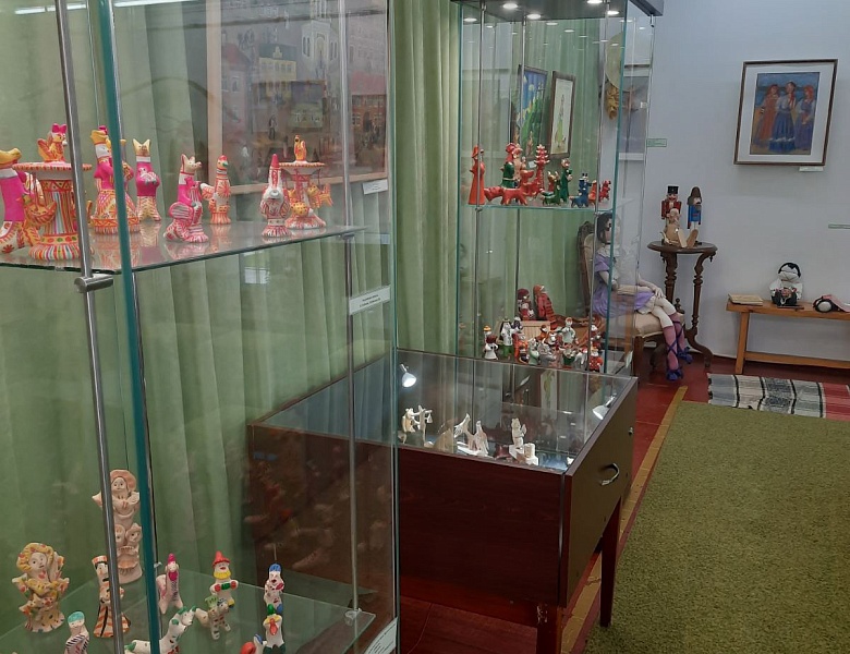 Выставка народной игрушки в музее-усадьбы Н.Г.Чернышевского. 