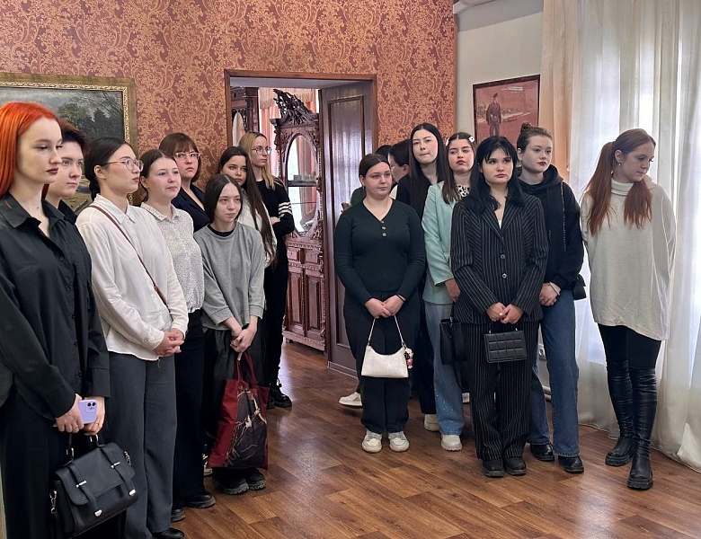 ФП «ПРОФЕССИОНАЛИТЕТ»: ЭКСКУРСИЯ В МУЗЕЕ К.А. ФЕДИНА