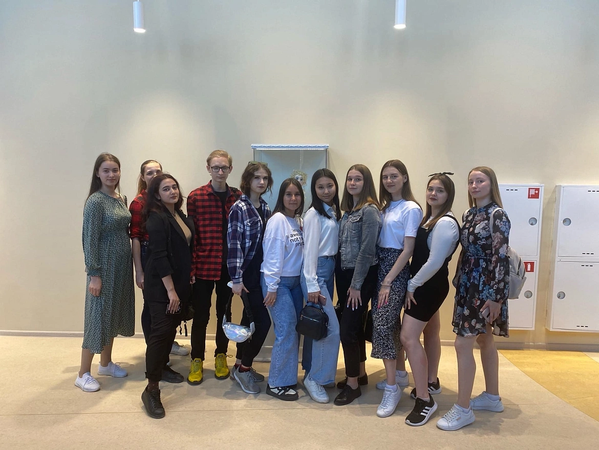 Студенты колледжа стали зрителями спектакля "Горка" в Саратовского театра" Теремок"