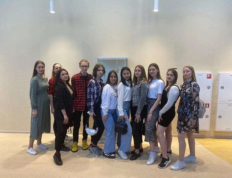 Студенты колледжа стали зрителями спектакля "Горка" в Саратовского театра" Теремок"