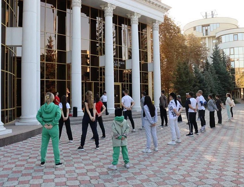 ЗАРЯДКА ДЛЯ СТАРШЕГО ПОКОЛЕНИЯ