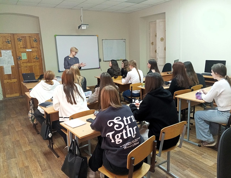 ПРОФИЛАКТИЧЕСКИЕ БЕСЕДЫ СО СТУДЕНТАМИ