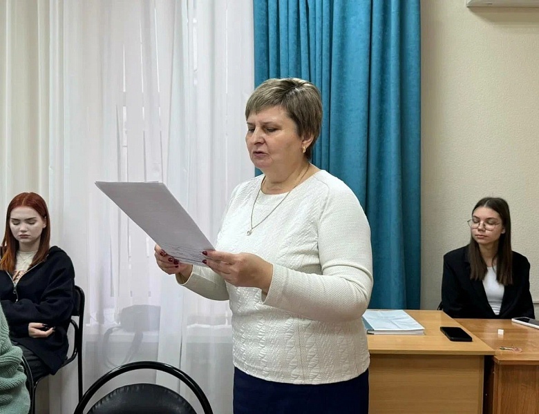 ИСТОРИИ СВЯЗУЮЩАЯ НИТЬ
