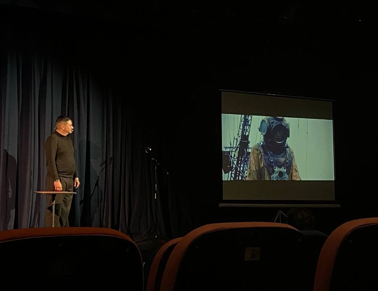 ТЕАТР КАК ДИАЛОГ СЕМЬИ И ИСКУССТВ