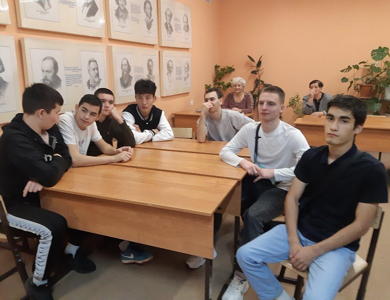 Открытый урок  «Русский язык и Я»