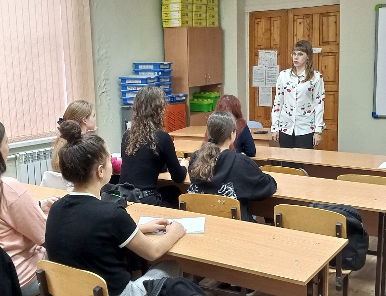 ГРАЖДАНИНОМ БЫТЬ ОБЯЗАН