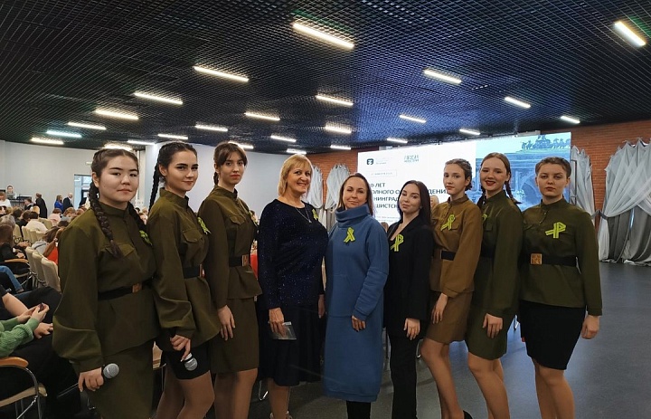 80-летию со дня полного освобождения Ленинграда от фашистской блокады