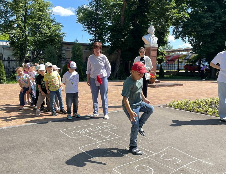 ФП «ПРОФЕССИОНАЛИТЕТ»: ПРАЗДНИК ДЛЯ ДЕТЕЙ