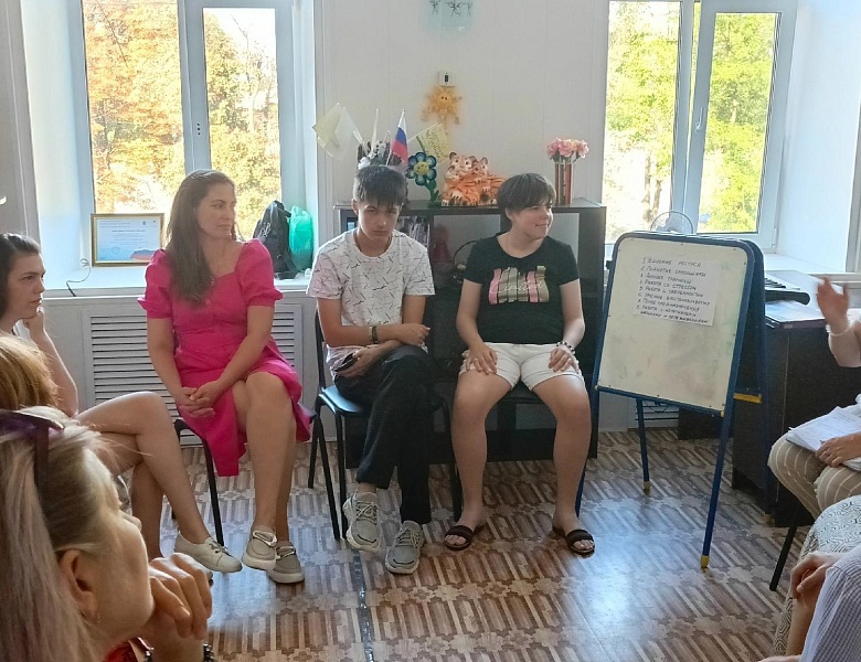 МОЛОДЕЖНЫЙ КЛУБ «БЕСЕДКА»
