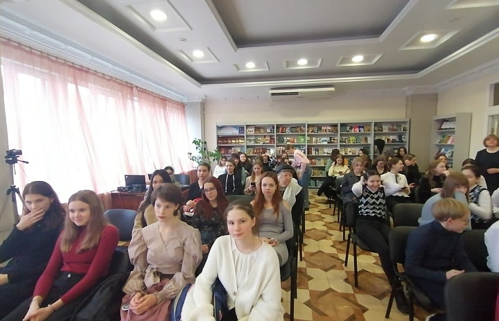 Всё на земле от материнских рук