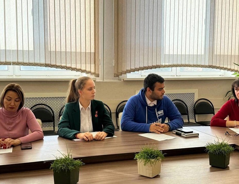 ВСТРЕЧА АКТИВА МОЛОДЕЖНЫХ ИЗБИРАТЕЛЬНЫХ КОМИССИЙ