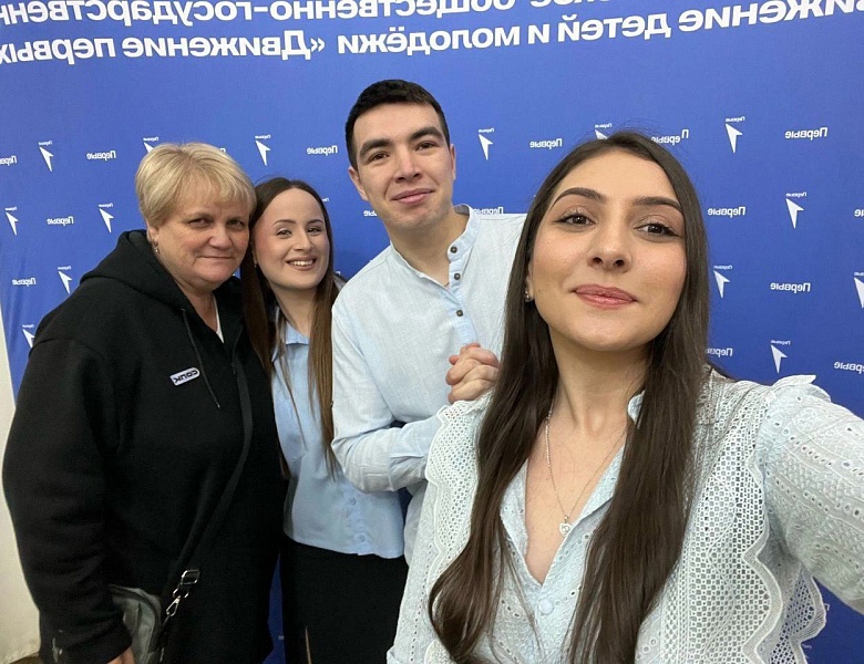 ХРАНИТЕЛИ ИСТОРИИ
