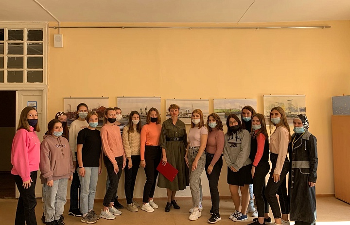 Выставка "Саратовский ледокол - первый речной".