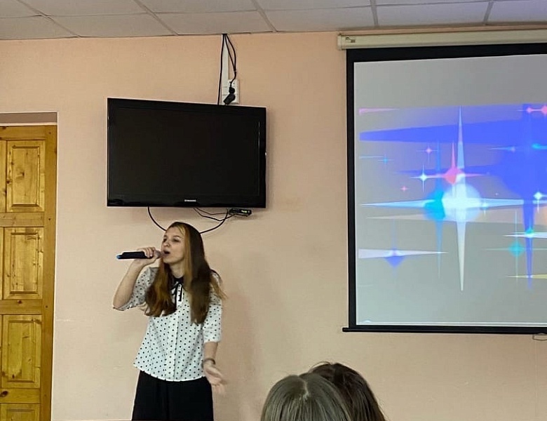  Фестиваль иностранных песен 