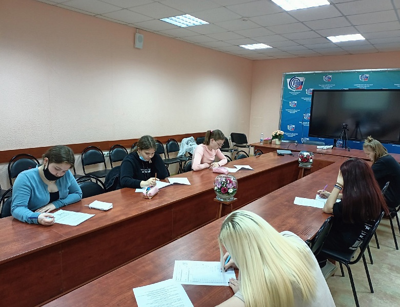 Олимпиада по математике среди студентов 